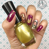Goldy Thursday - Dorado - hlacosedora - Placa Stamping - Esmalte Stamping - Kit Stamping - cuidado manos - cuidado uñas